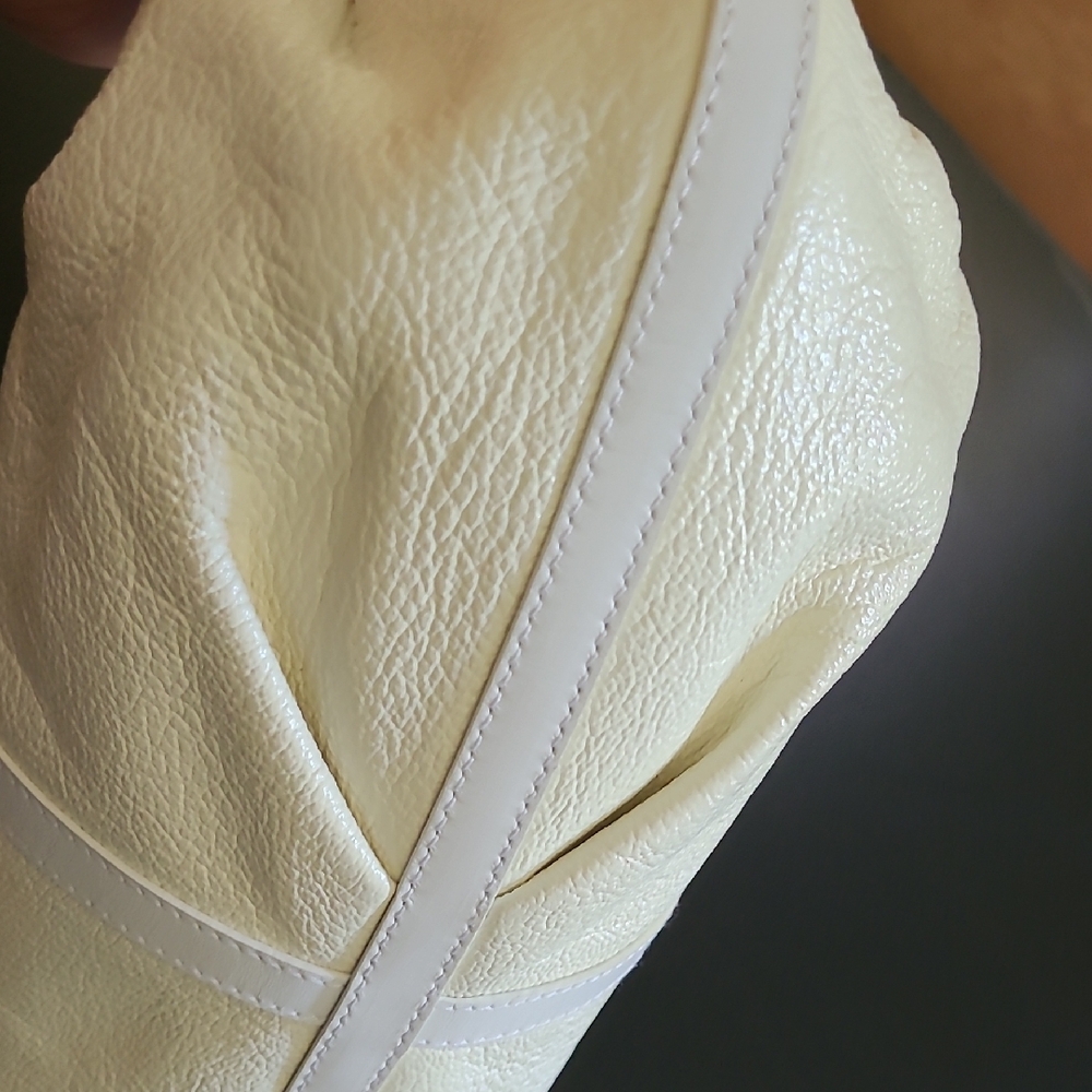 Bulgari Cream Hobo Bag with Gold Accents - Picture 8 of 15